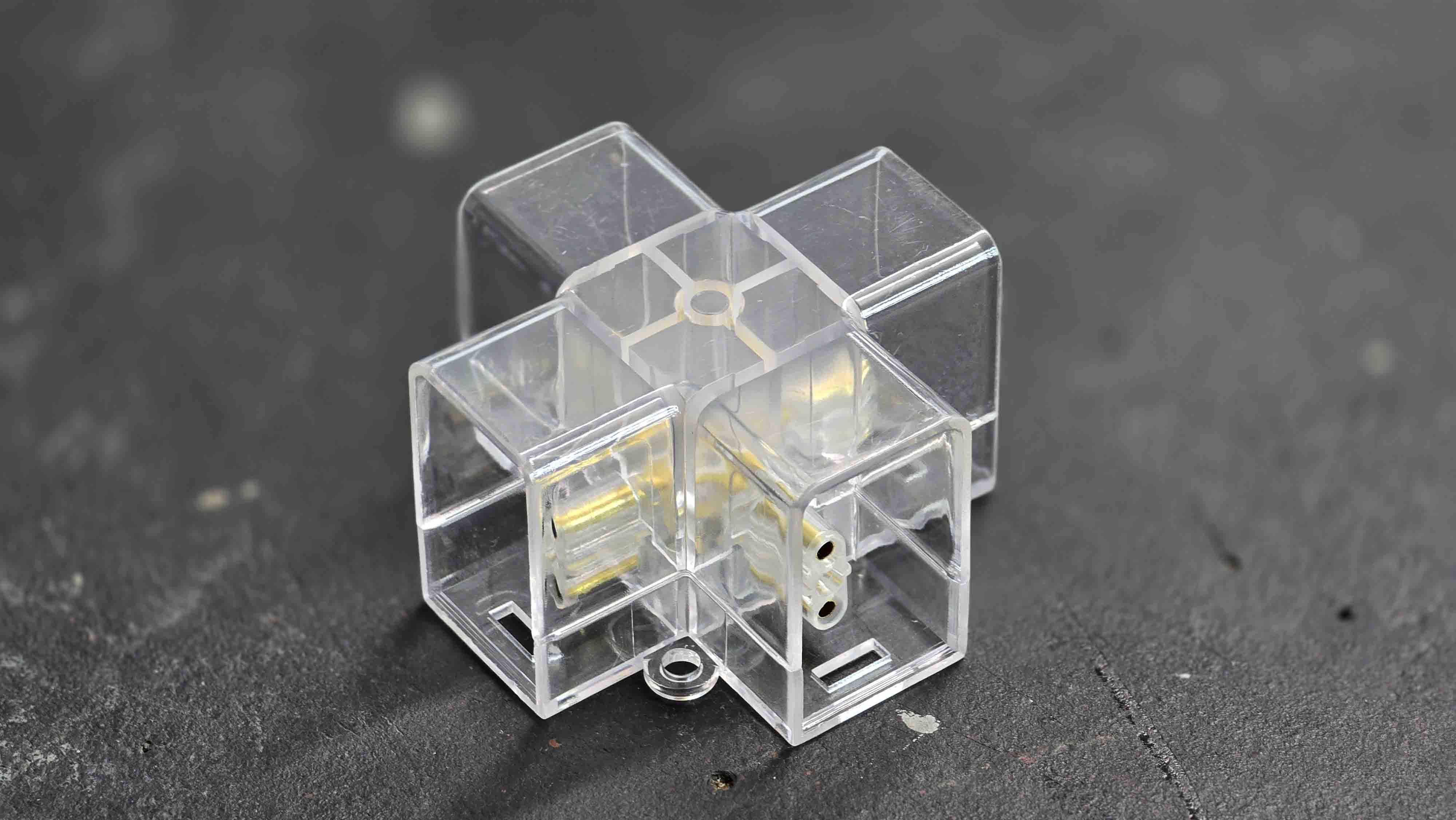 Spojka "X" pre LED hexagónové svetlo